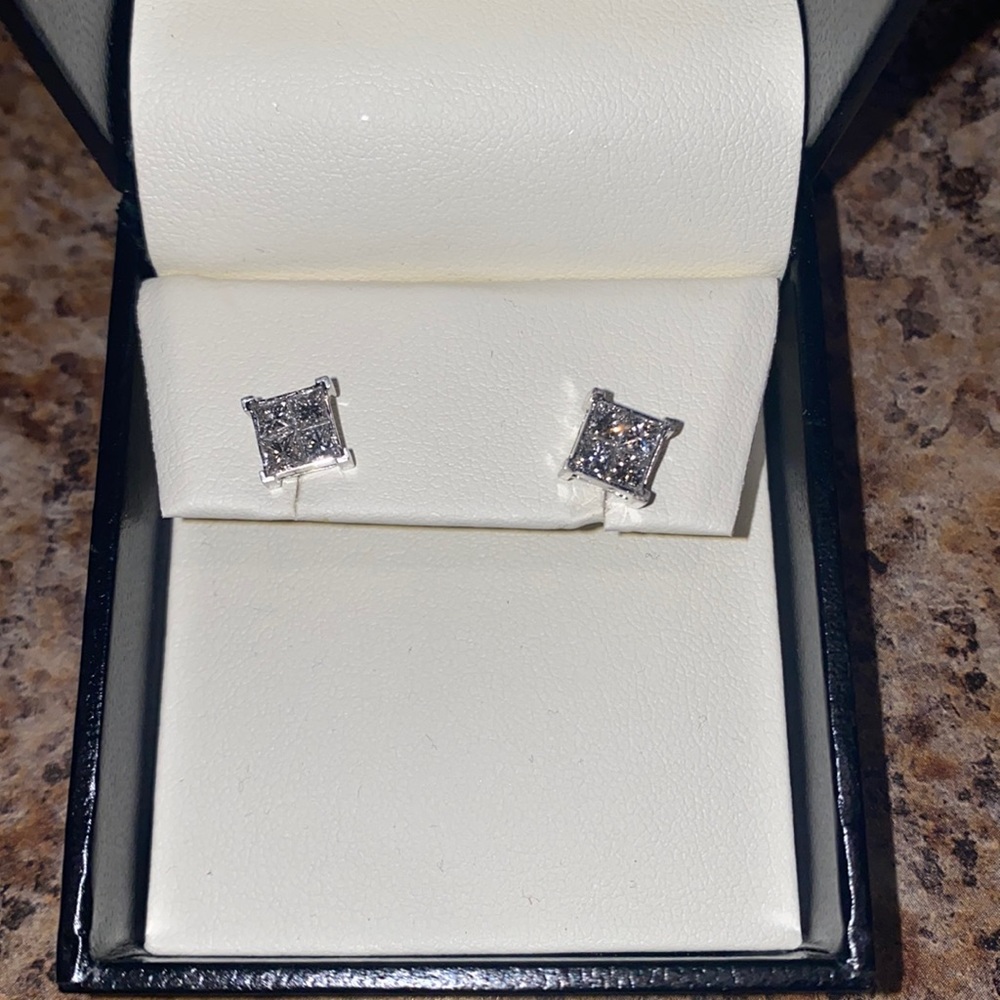 Littman Jewelers 1 CT total weight 14K White Gold Quad Stud Earrings screw backs